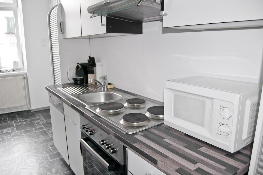Royal Resort Apartments Westbahnhof Vienna Room photo