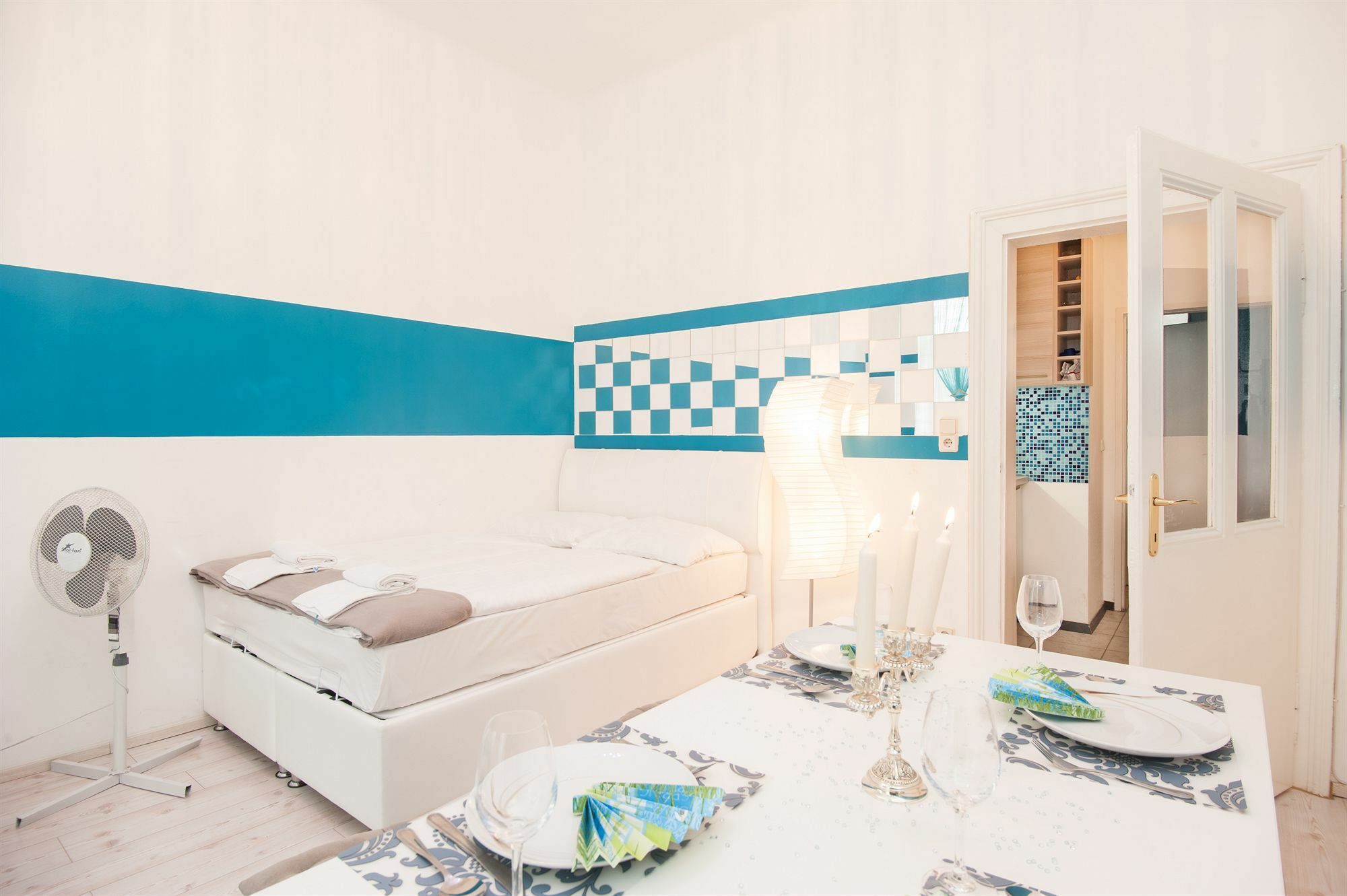 Royal Resort Apartments Westbahnhof Vienna Exterior photo